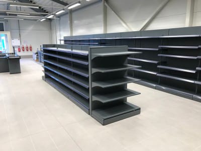 VVN-tiimi toimitti toimituslaitteet ja kokoonpanotyöt kauppaketjun "TOP" uuteen myymälään Siguldassa.7
